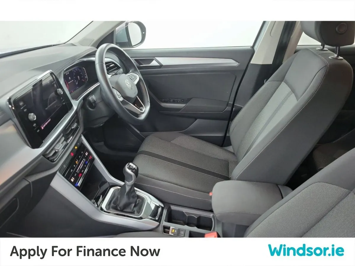 Volkswagen T-Roc 1.0 TSI 110HP Life - Image 4