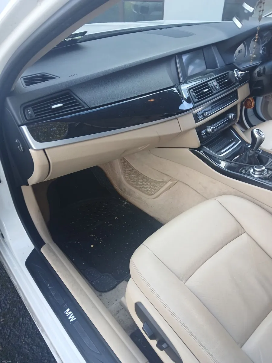 BMW 5-Series 2014 - Image 4
