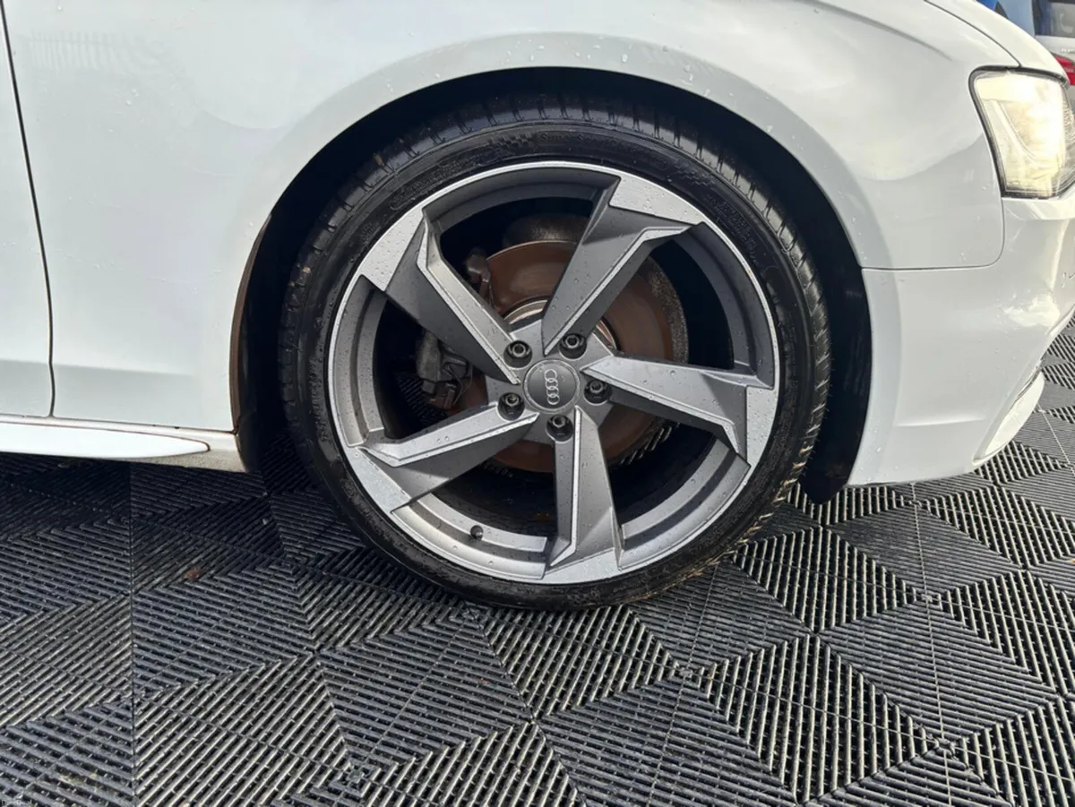 Audi A4 Audi A4 s-line 2.0 petrol, auto, fully loa - Image 3