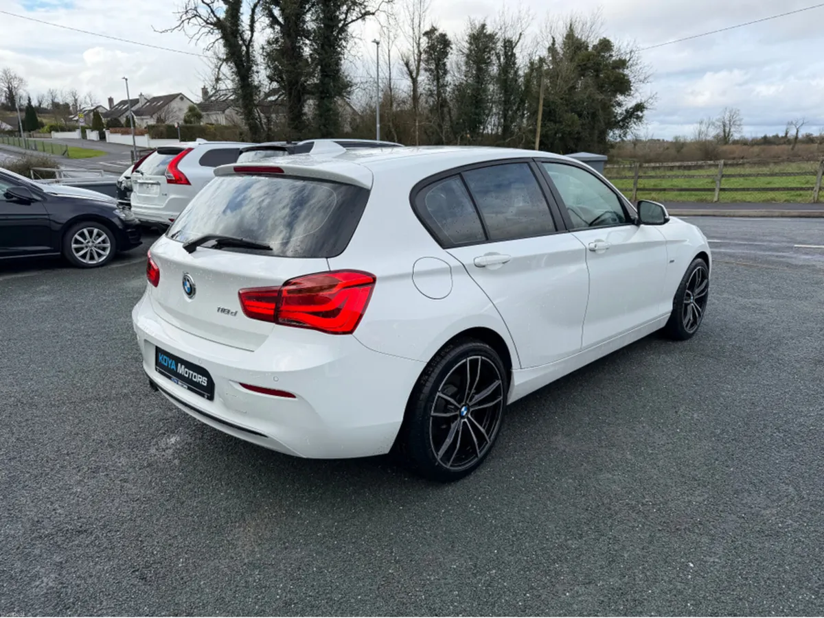 BMW 1-Series 118D SPORT PLUS 2.0 DIESEL AUTOMATIC - Image 4
