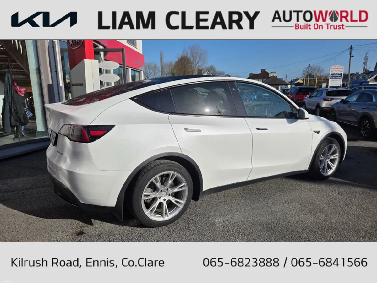 Tesla Model Y RWD BZB3S5T3 5DR AUTO - Image 3