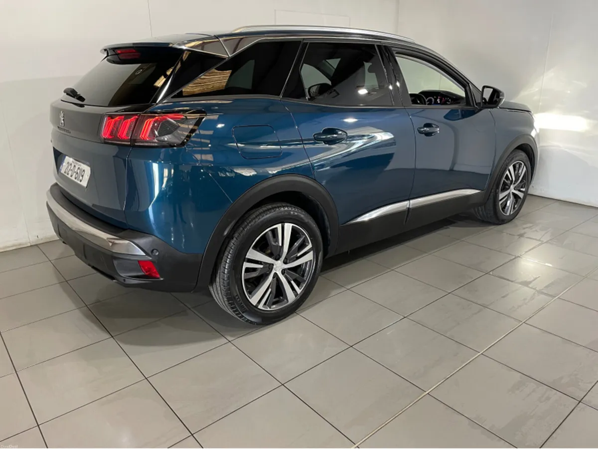 Peugeot 3008 ALLURE 1.5 HDI 130 AUTO - Image 3