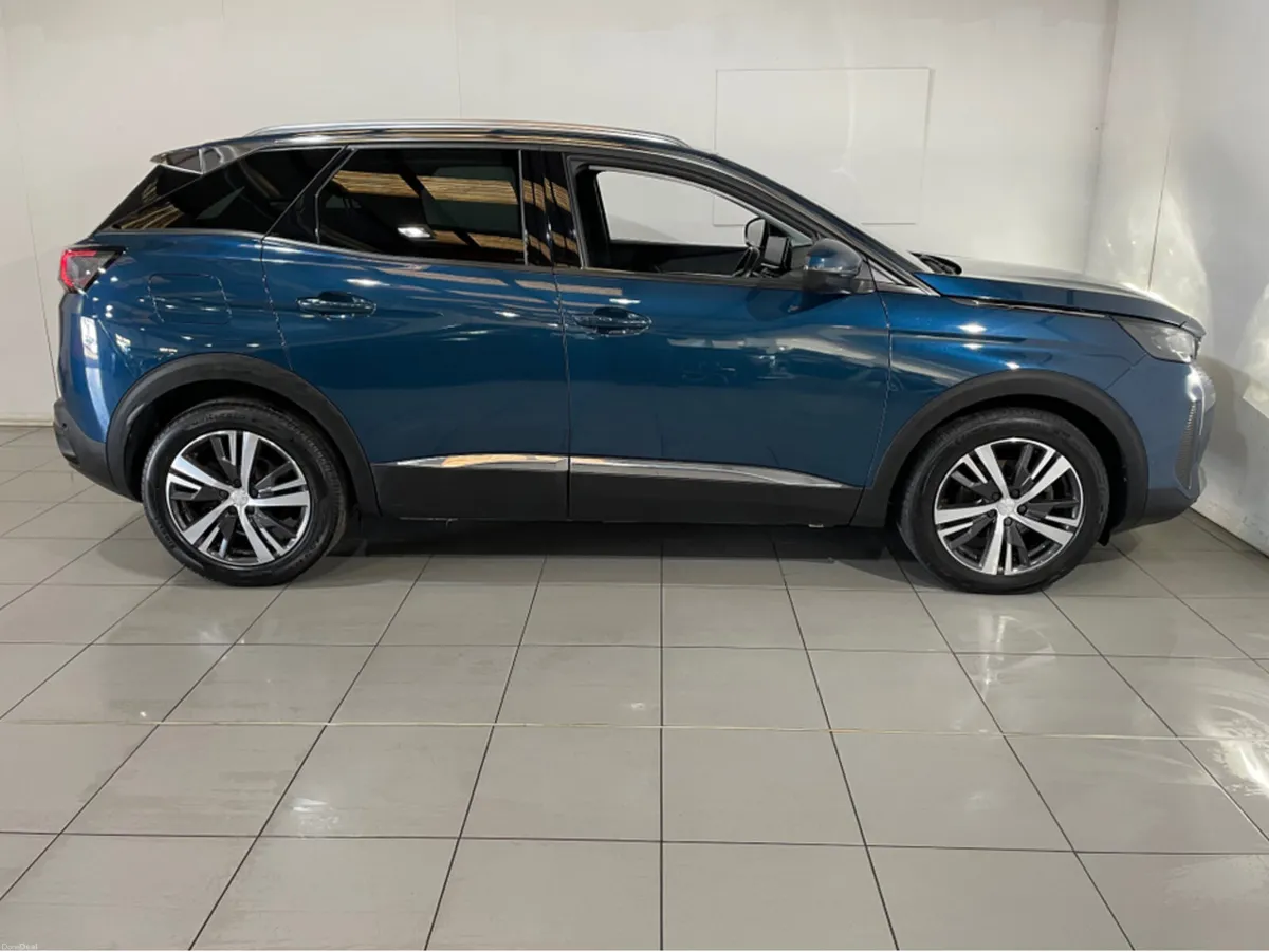 Peugeot 3008 ALLURE 1.5 HDI 130 AUTO - Image 6