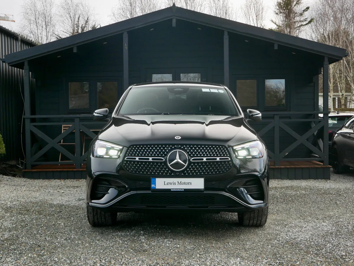 2025 Mercedes-Benz GLE400E URBAN EDITION - Image 2