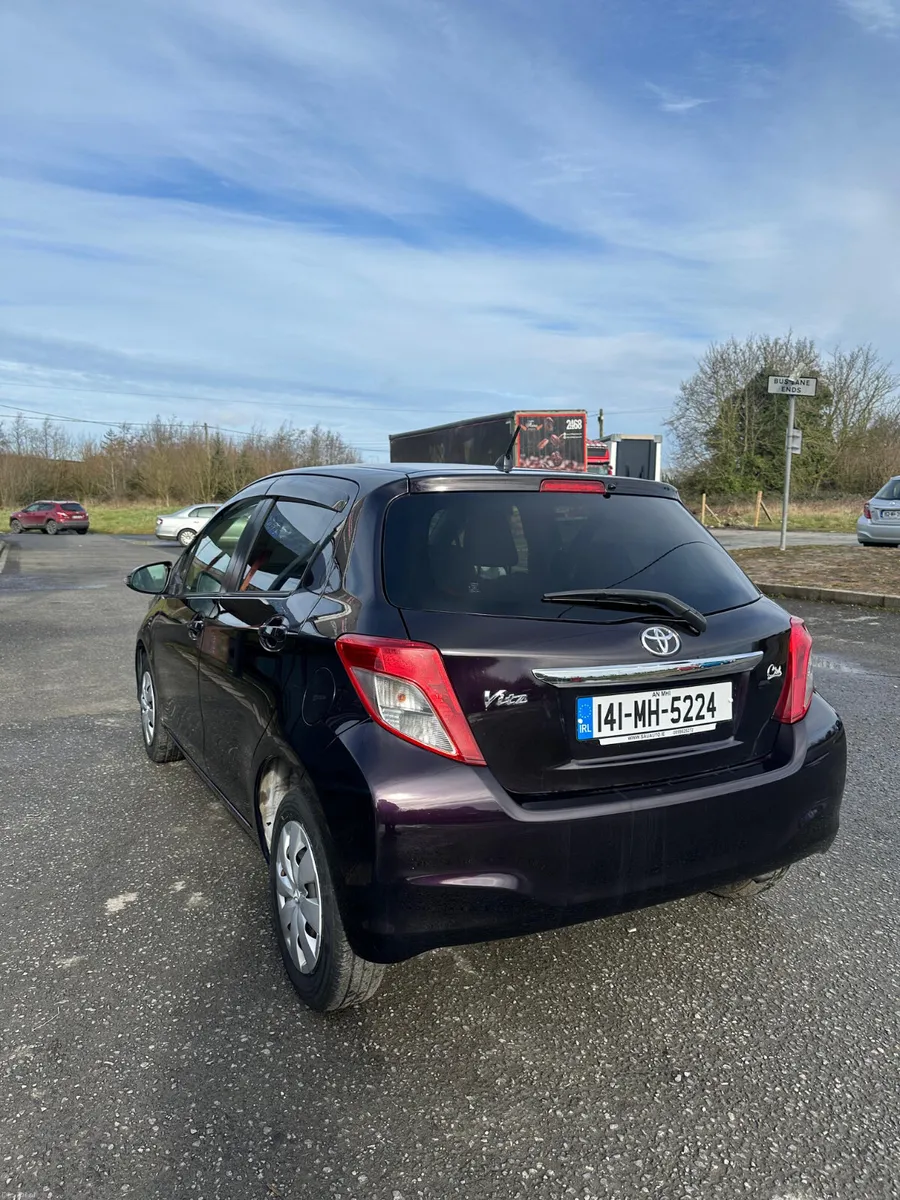 Toyota Vitz 2014 1.0L AUTOMATIC - Image 3