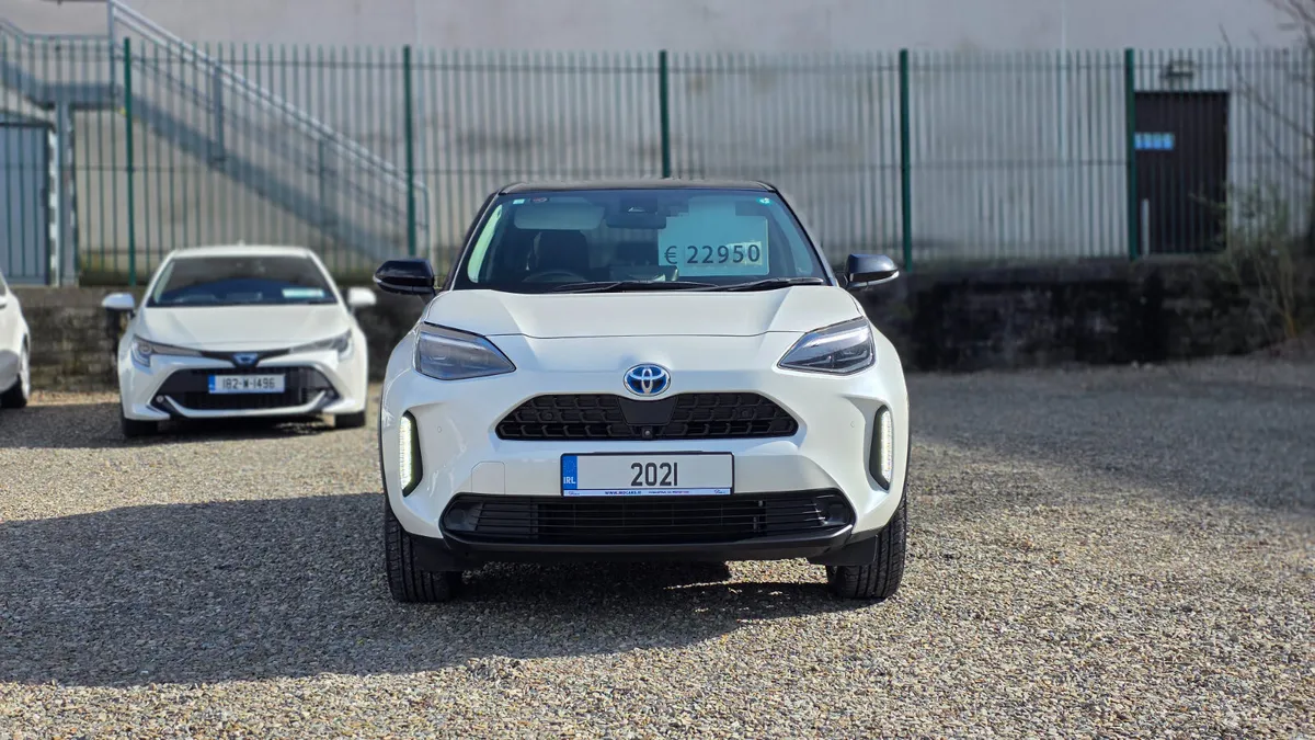 2021 Toyota Yaris Cross Hybrid - Image 4