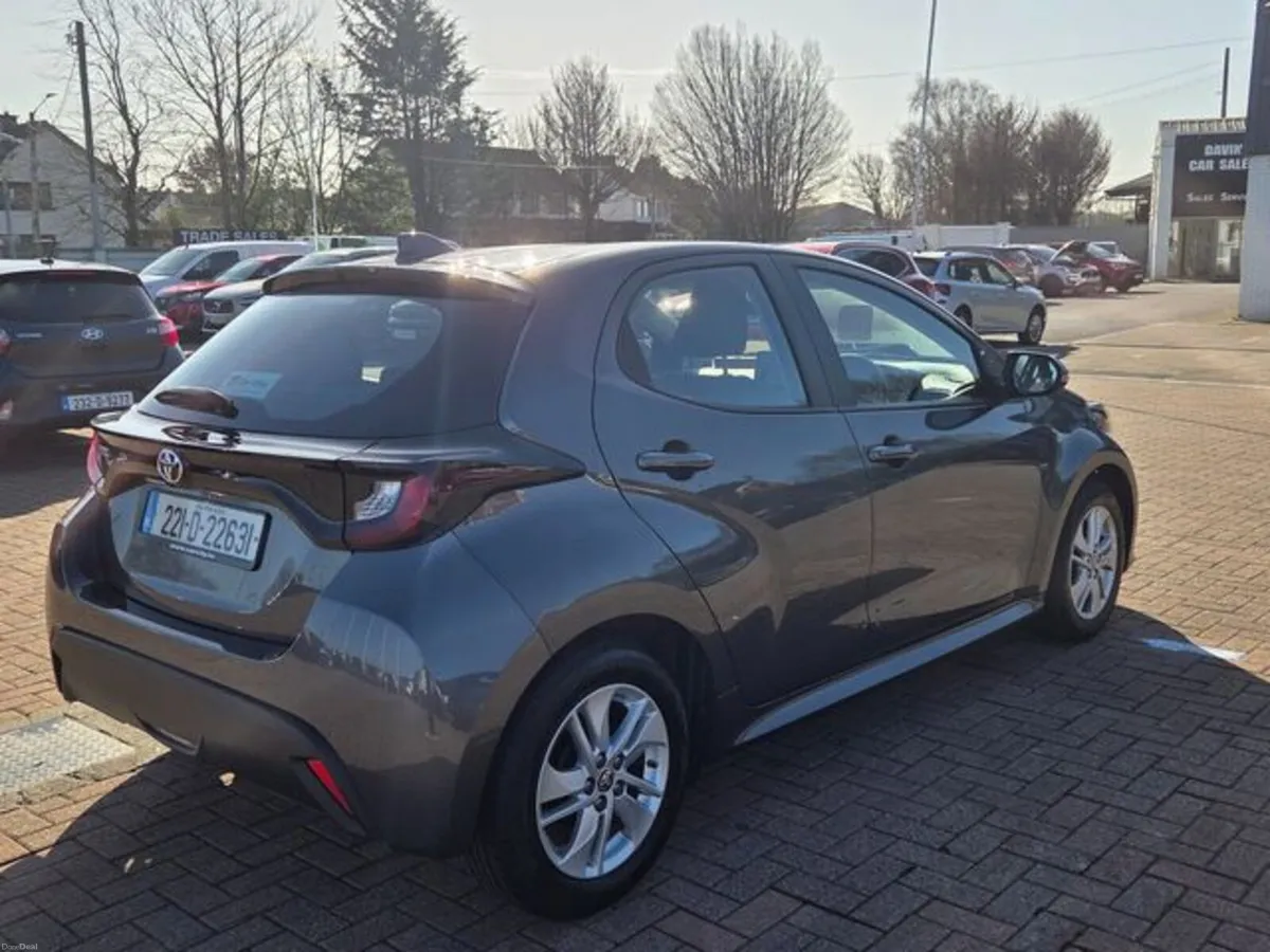 Toyota Yaris 1.0 Luna 4DR - Image 4