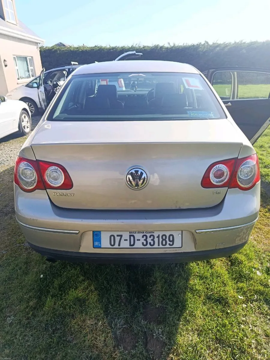 Volkswagen Passat B6 - Image 1