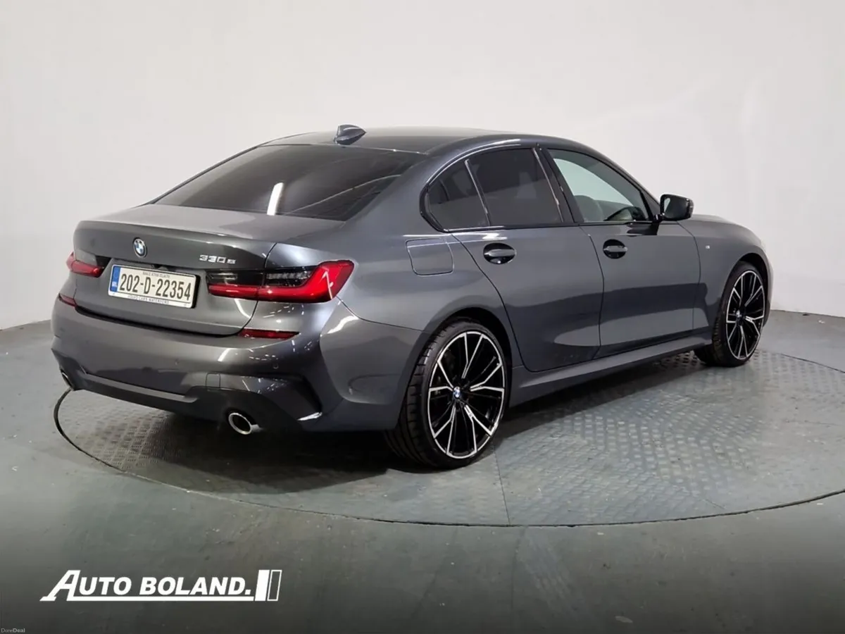 BMW 3-Series 330e M Sport Auto - Image 4