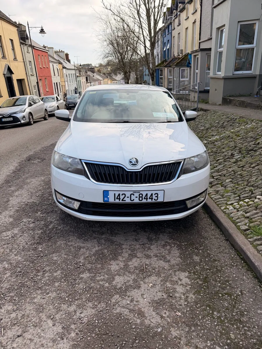Skoda Rapid 1.2 - Image 1