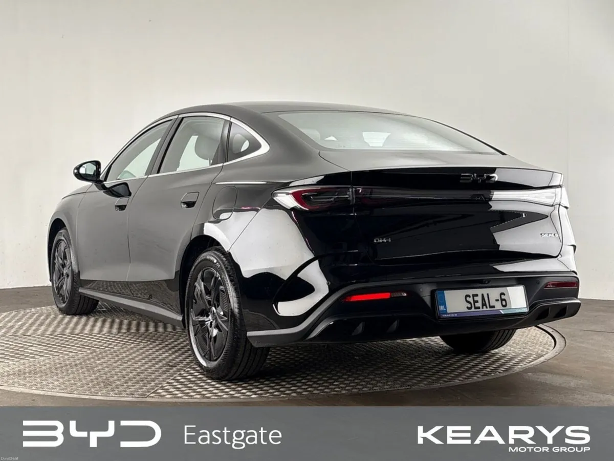 BYD Seal 6 Boost Saloon  Plug in Hybrid, reverse c - Image 5