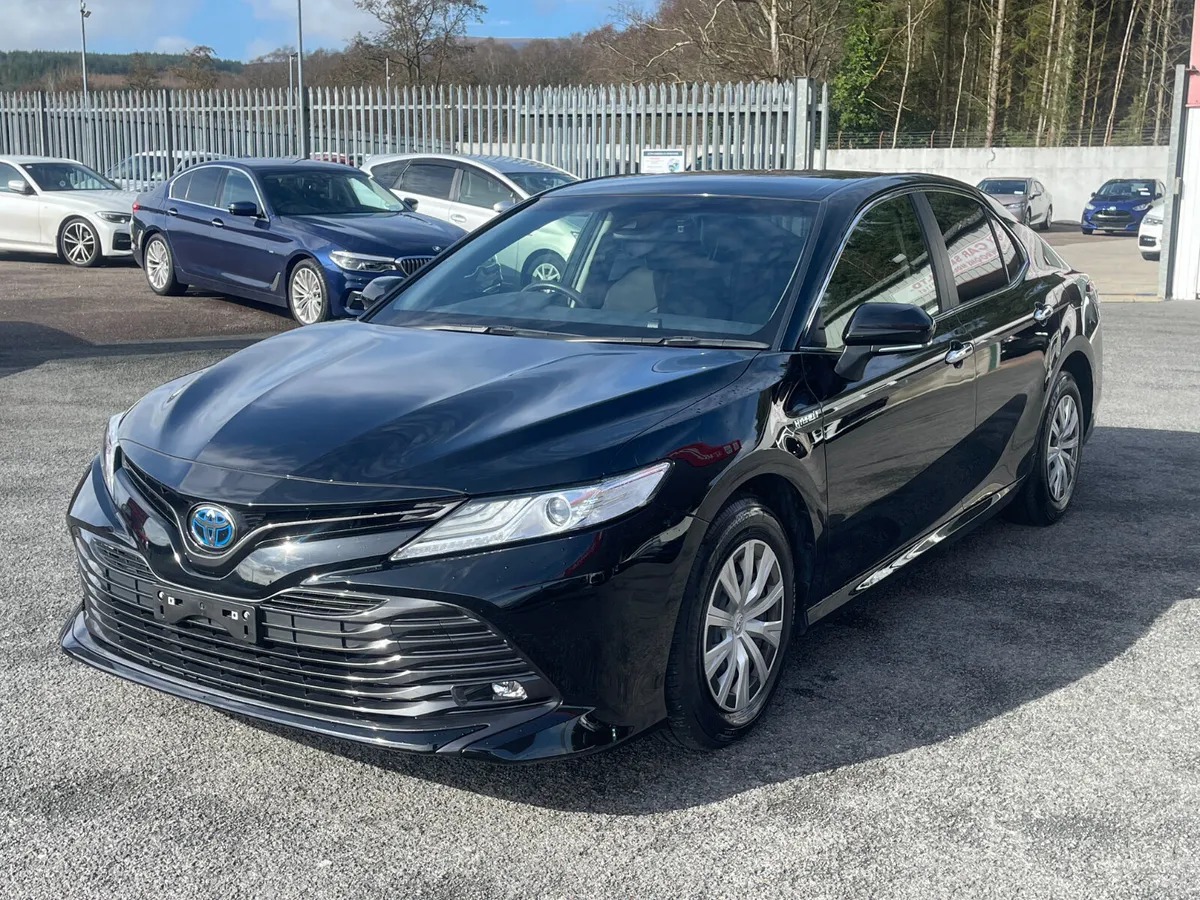 2018-2 Toyota Camry - Image 3