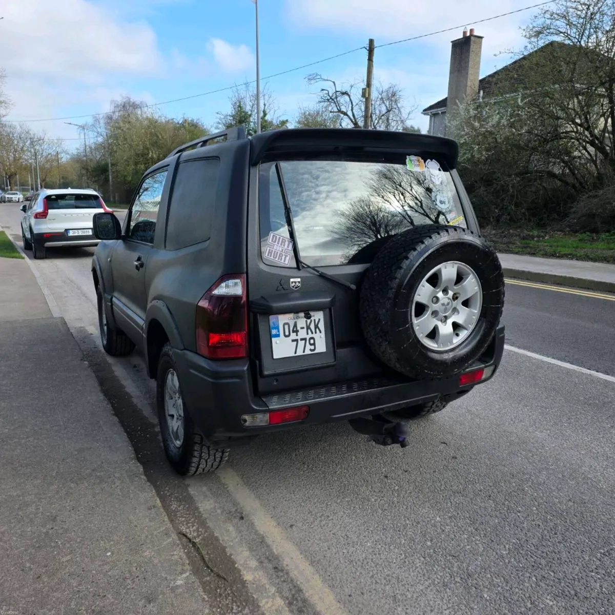 Mitsubishi Pajero - Image 4