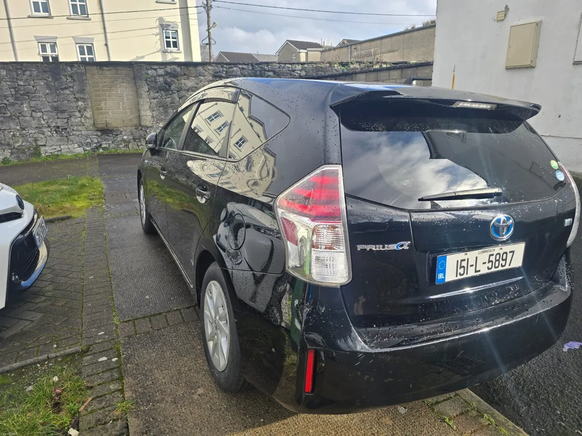 2015 Toyota Prius MPV Petrol Hybrid Black - Image 4