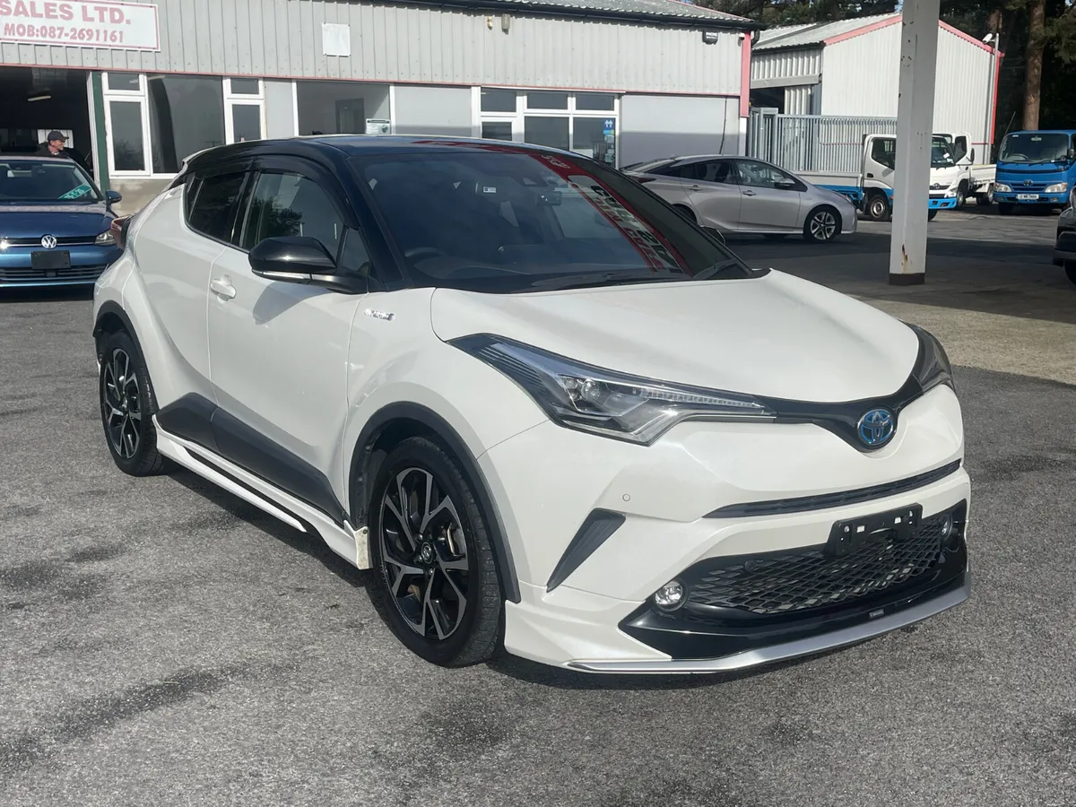 Toyota CHR 2019-1 - Image 1