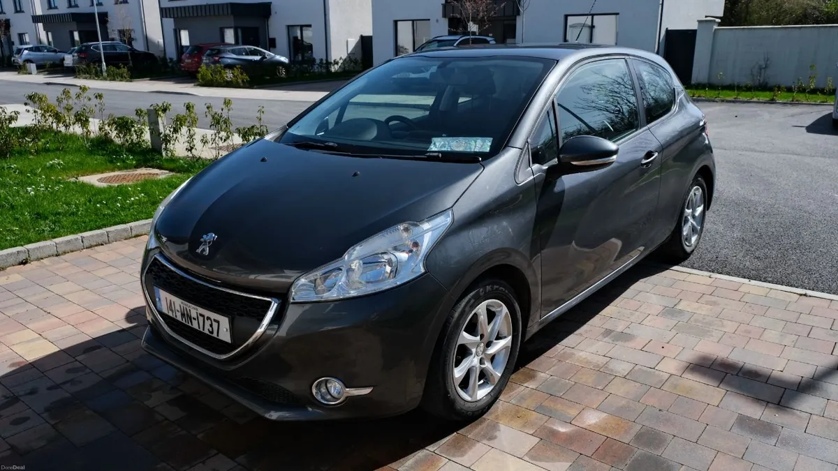 Peugeot 208 2014 - Image 1