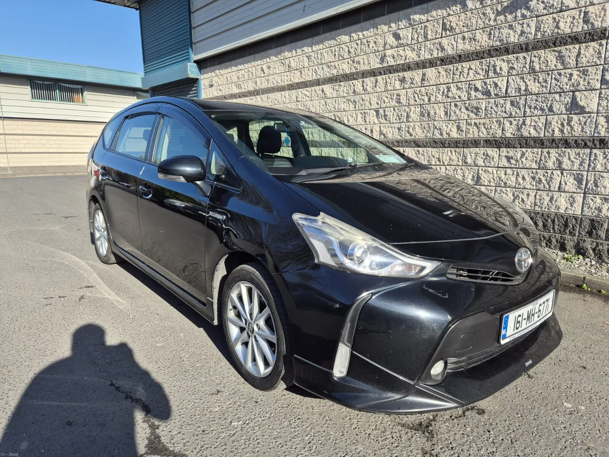 TOYOTA PRIUS ALPHA 2016/1.8 HYBRID/7 SEATER/AUTO - Image 3