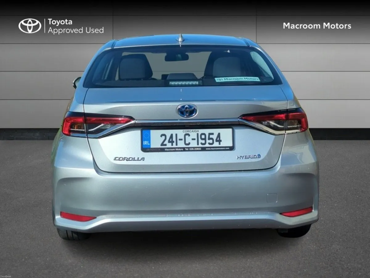 Toyota Corolla LUNA SALOON 4DR AUTO - Image 4