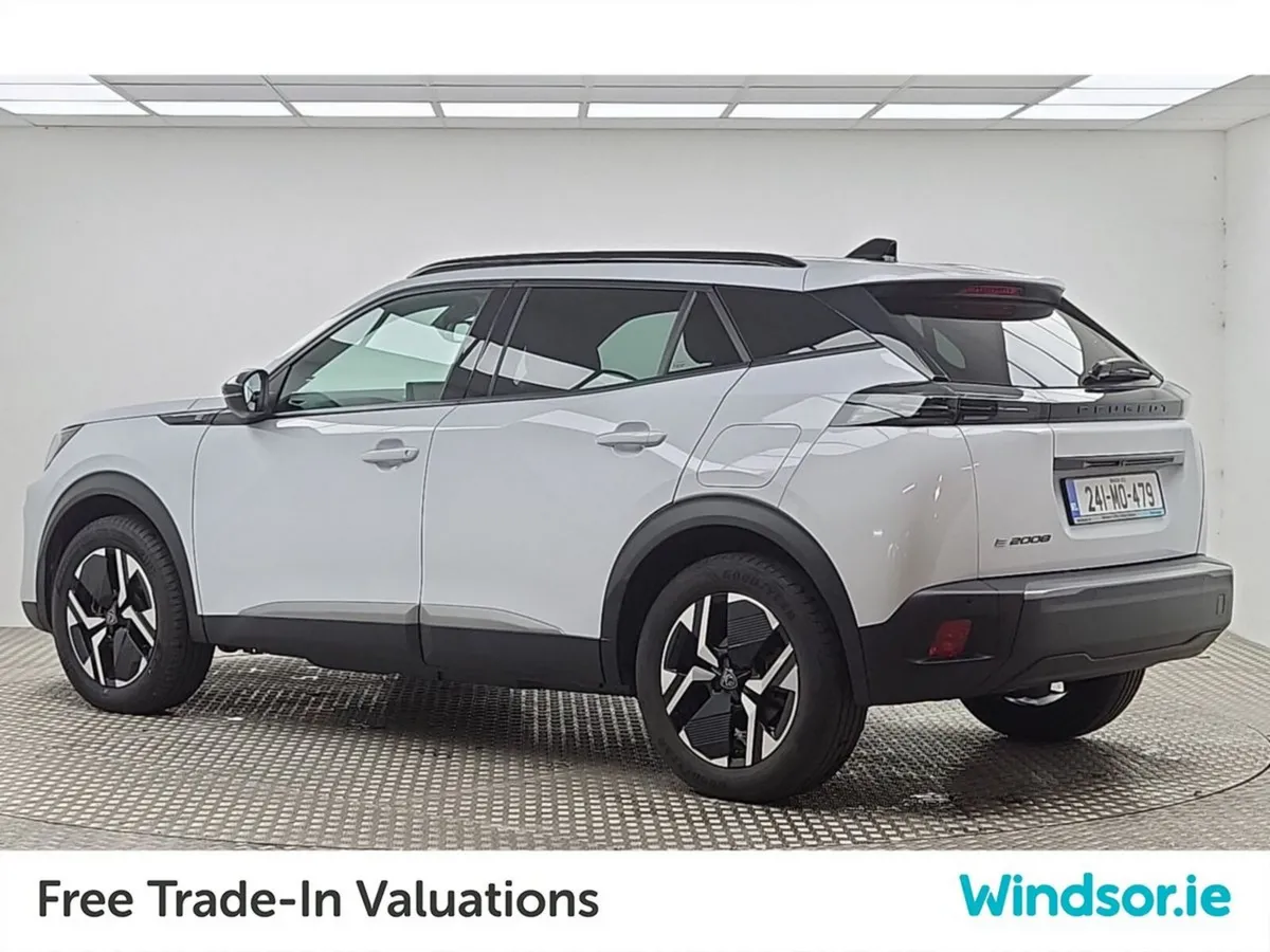 Peugeot 2008 Electric 156bhp (54 kWh) Allure - Image 4