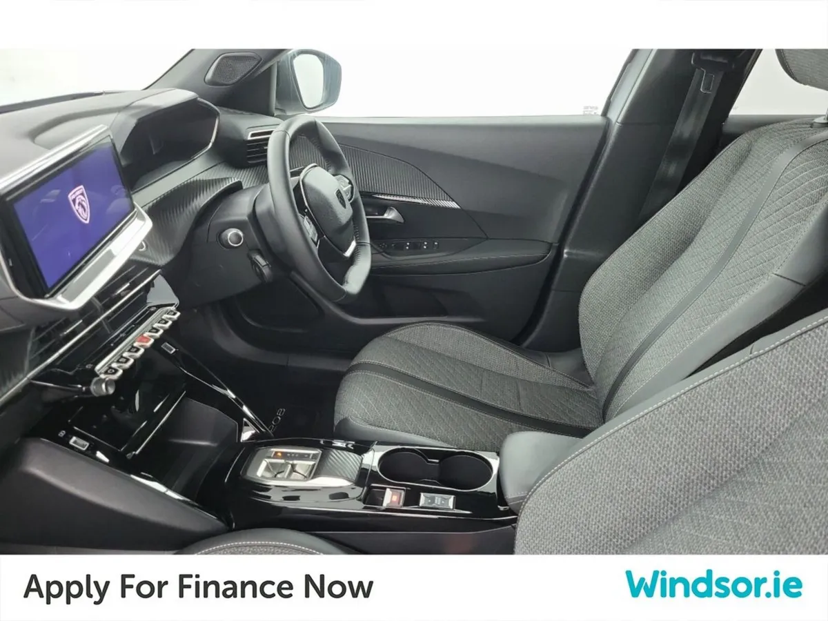Peugeot 2008 Electric 156bhp (54 kWh) Allure - Image 4