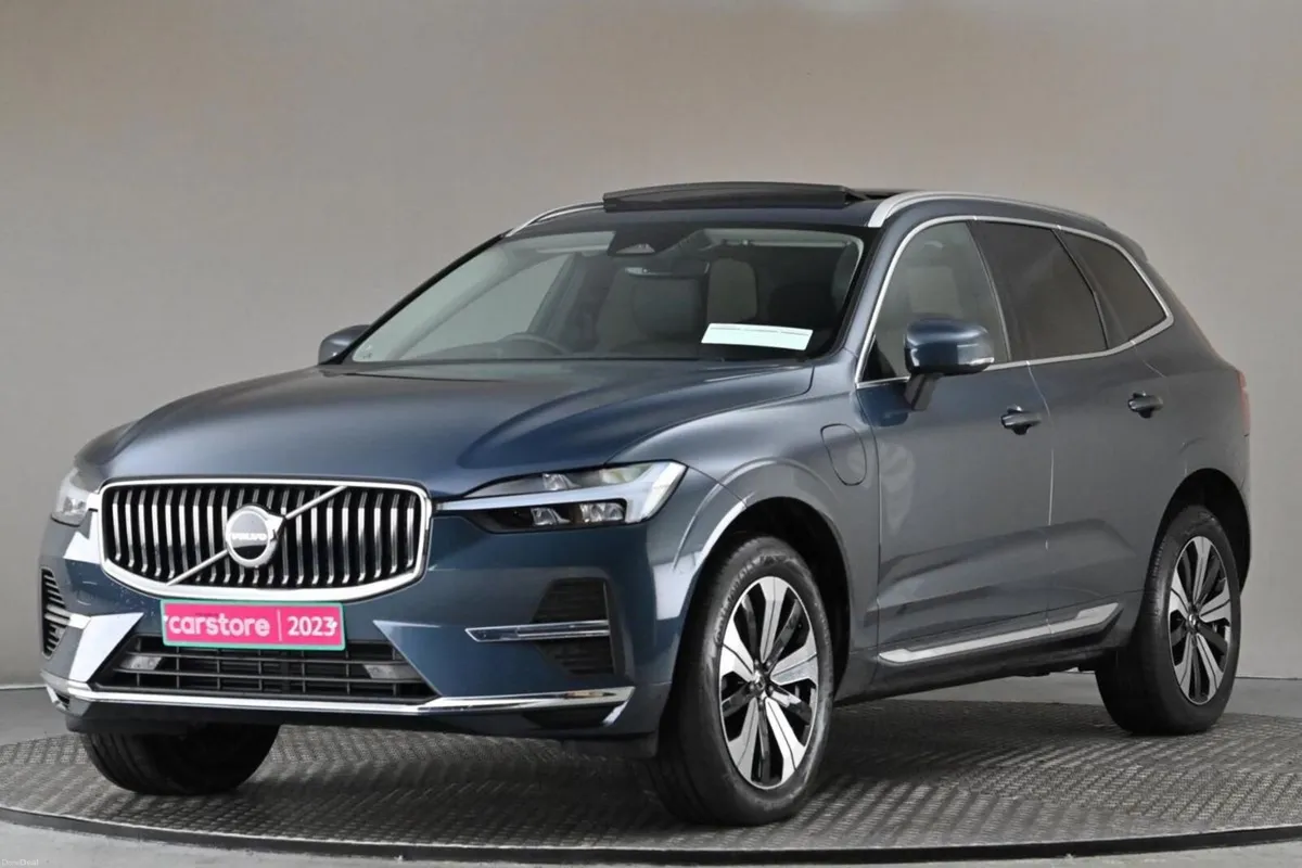 Volvo XC60 2.0 T6 CORE RECHARGE AWD **FULL LEATHER - Image 3