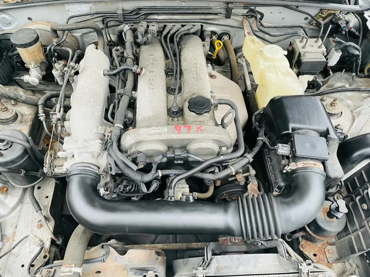 Mazda MX5 1.6 automatic convertible - Image 4