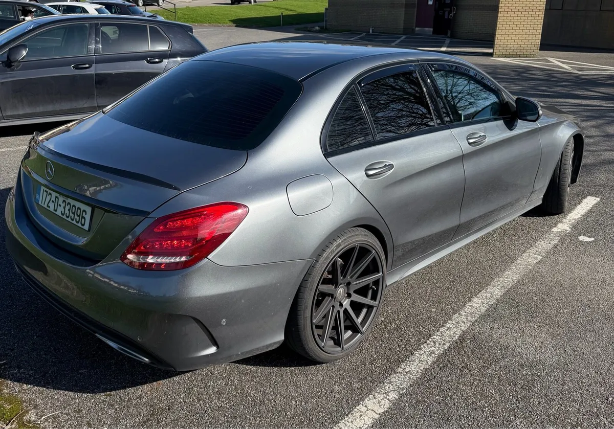 Mercedes C Class - AMG Line - Image 3