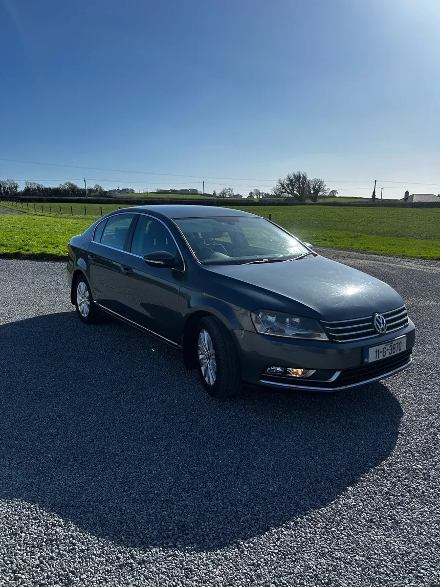 Volkswagen Passat Comfortline 2011 - Image 1