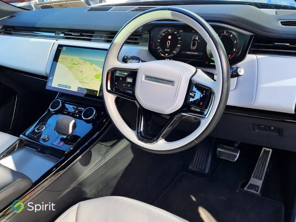 Land Rover Range Rover Sport SE DYNAMIC  3.0 HYBRI - Image 4
