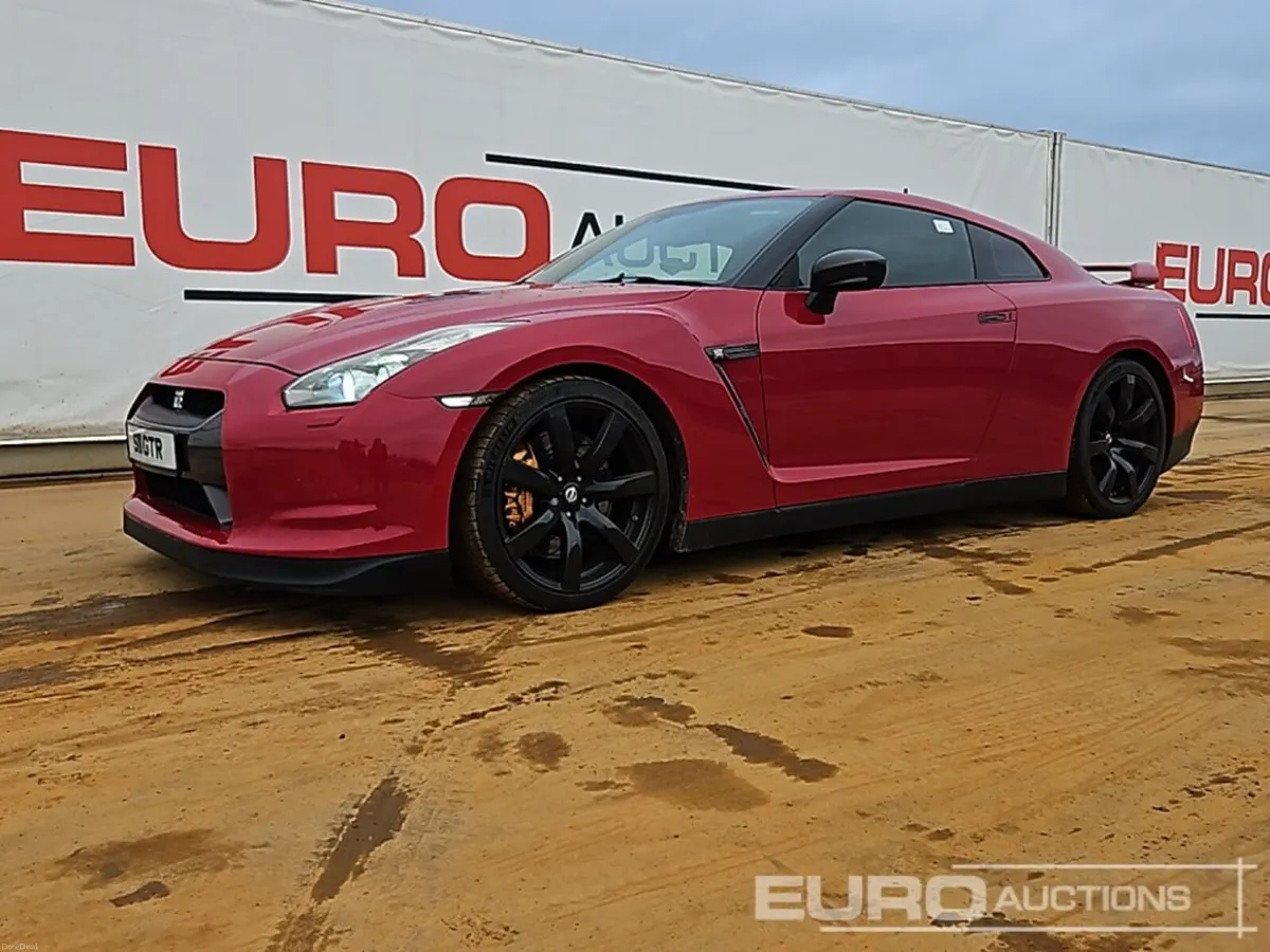 2009 Nissan GT-R - Image 1