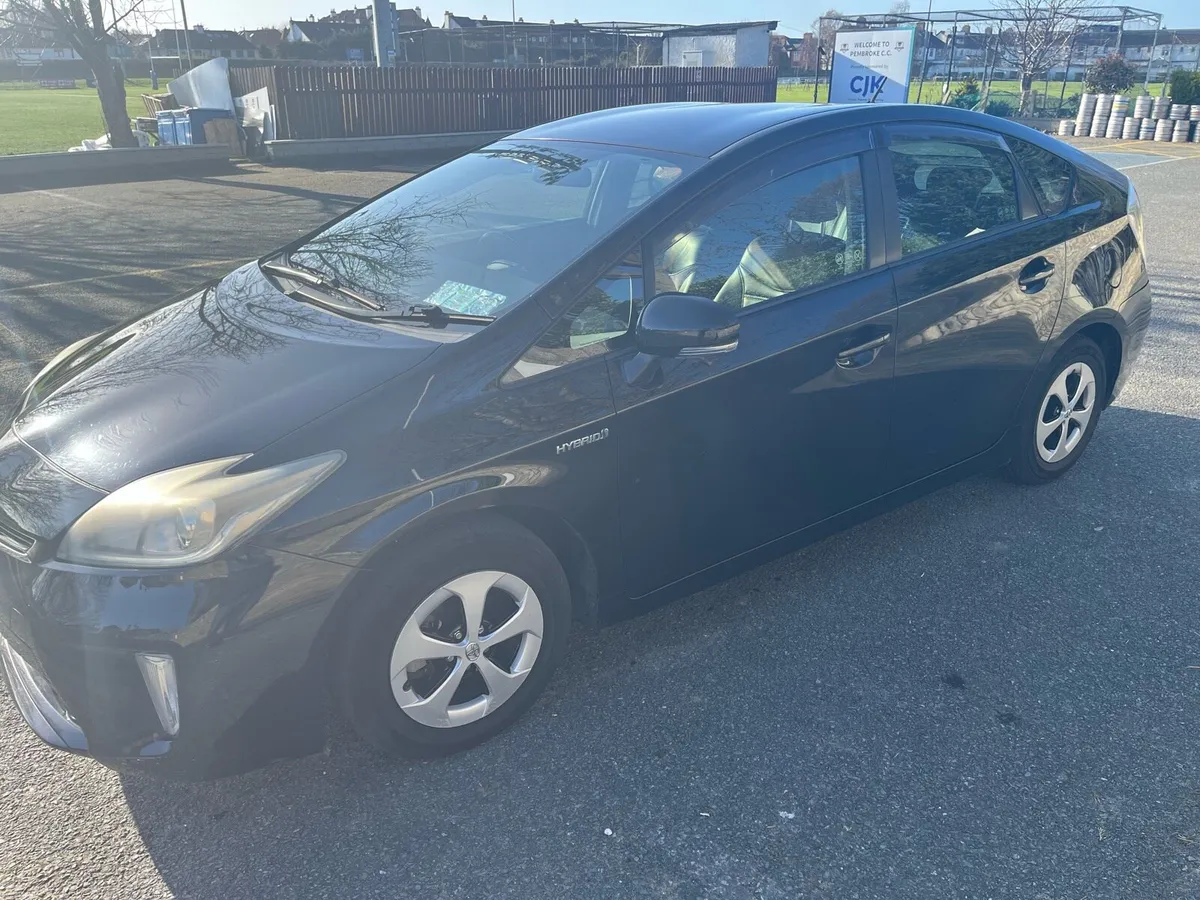 Toyota Prius 2013 Taxed and Nct - Image 4