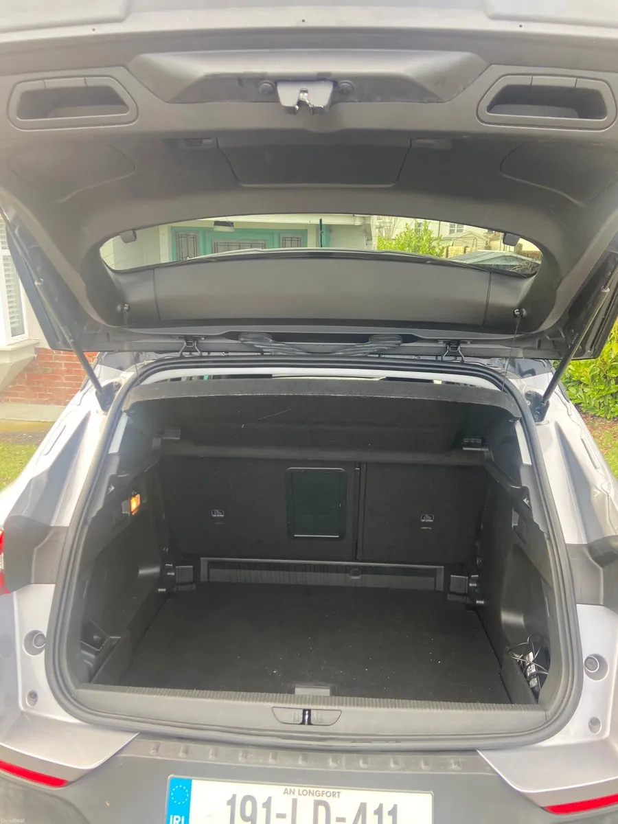 Opel Grandland X 2019 - Image 3