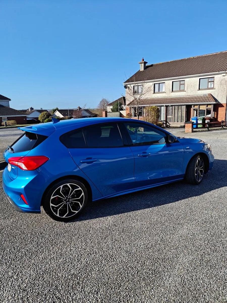 2022 Ford Focus ST-Line • ONLY 34k KM • NEW NCT - Image 5