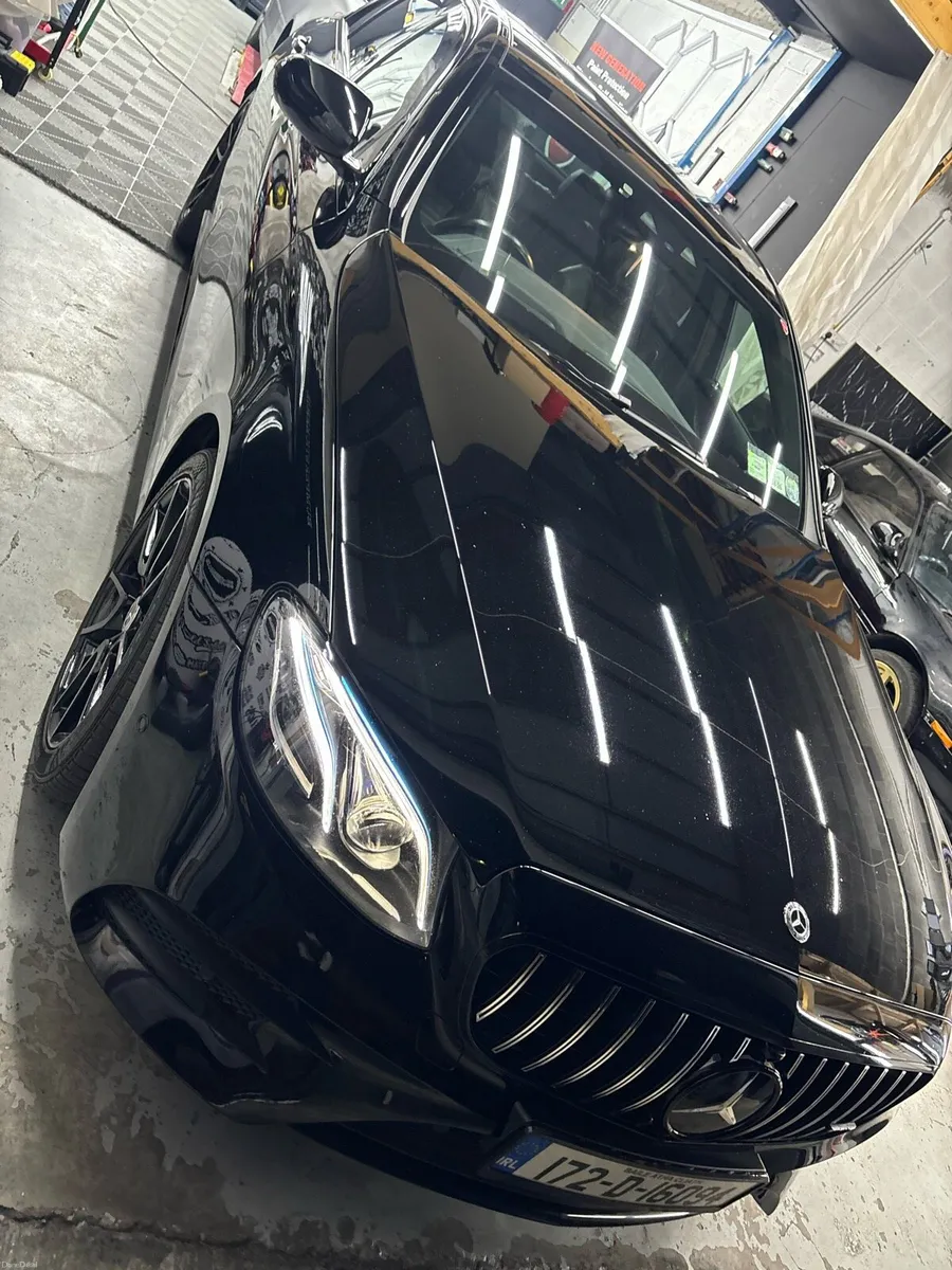 Mercedes-Benz E Class - Image 2