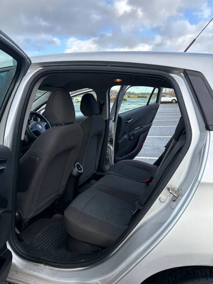 Fiat Bravo 2010 1.6d automatic | Gearbox needs fix - Image 4