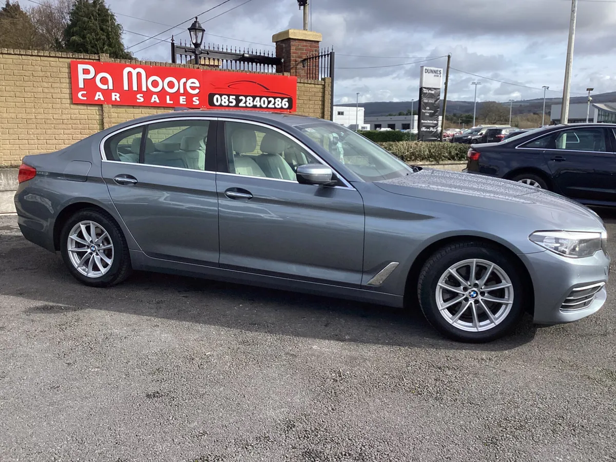 BMW 5-Series ** AUTOMATIC * SAT NAV - Image 3