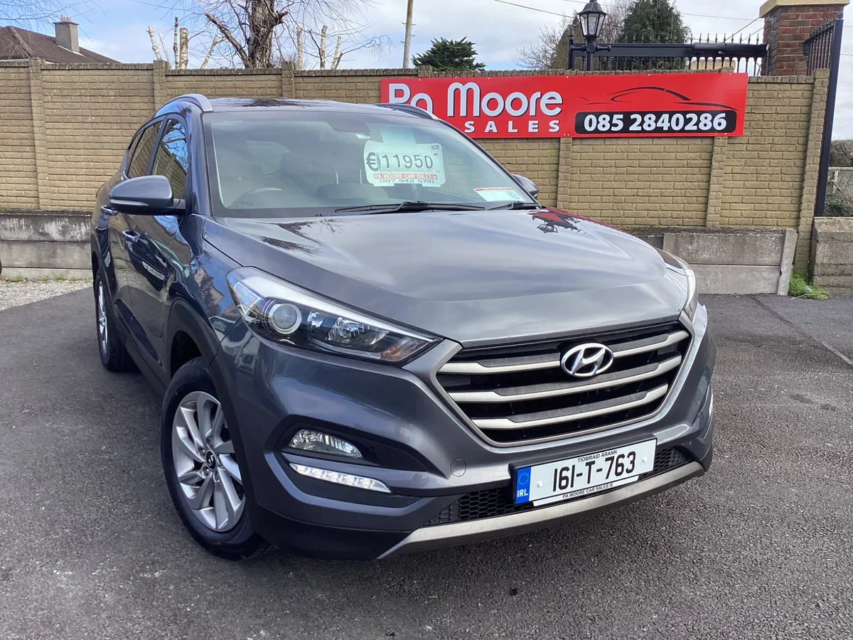Hyundai Tucson ** CAMERA * SAT NAV - Image 1