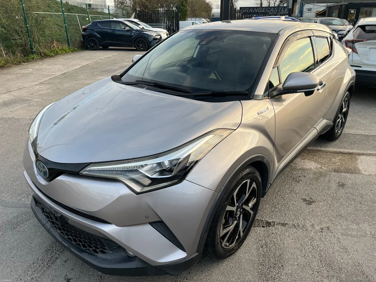 TOYOTA C0HR 2018, 1.8 HYBRID AUTO LOW KM HIGH SPEC - Image 3