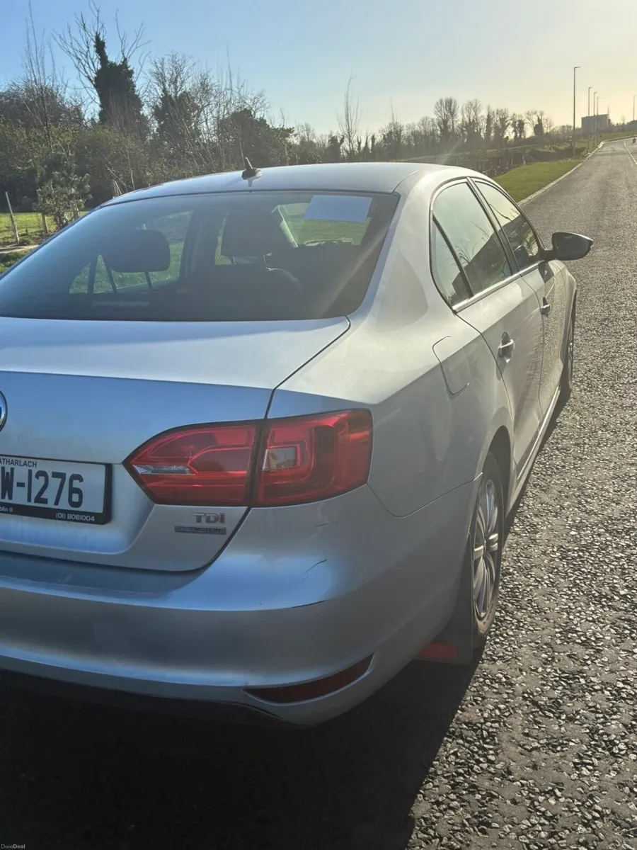 Volkswagen Jetta - Image 3