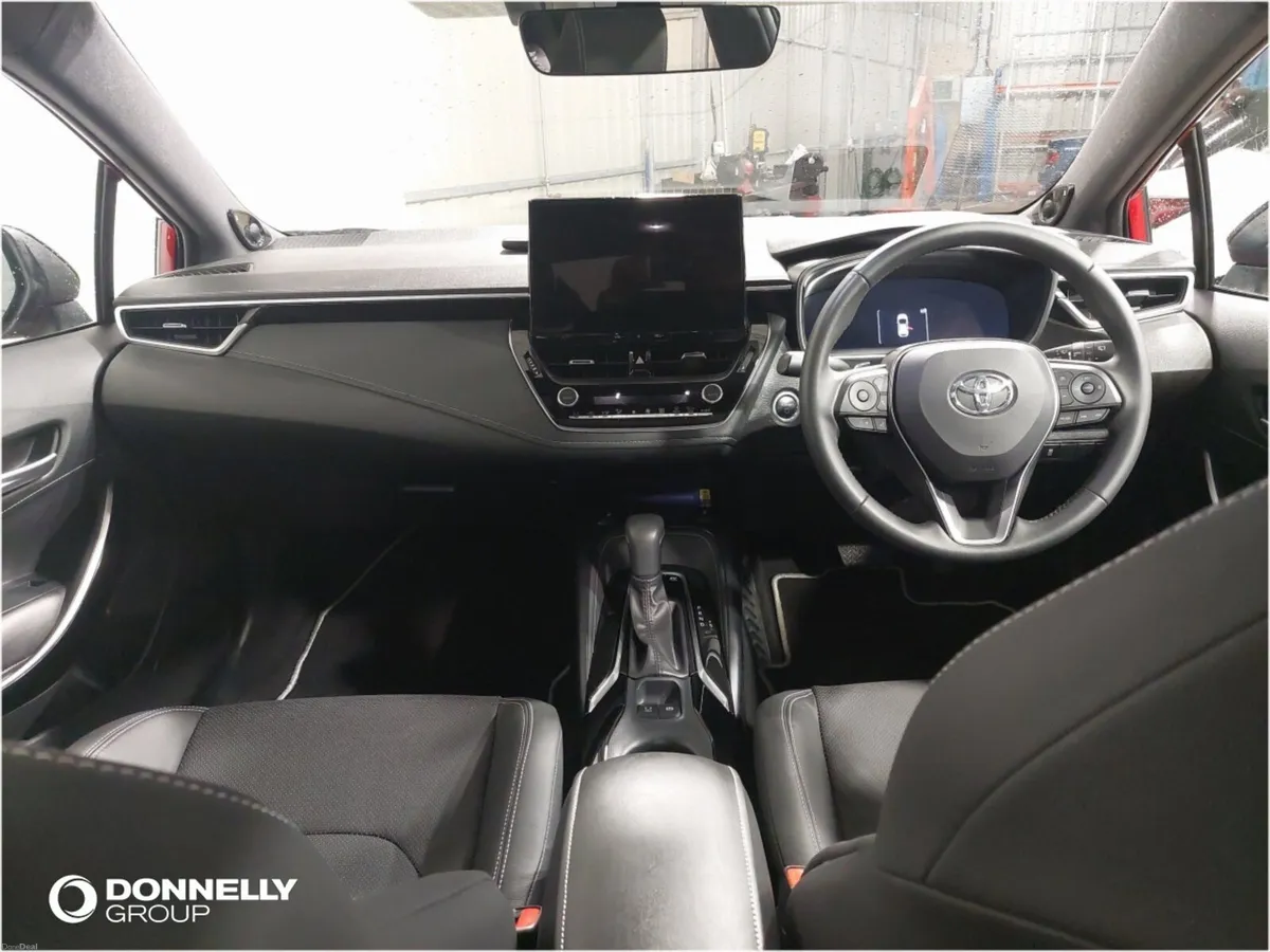 Toyota Corolla Hatchback Excel - Image 5