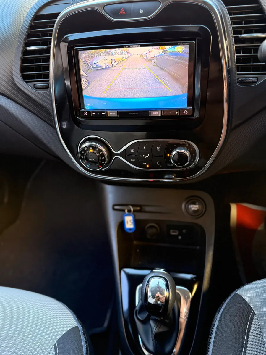 Renault Capture 2015 1.2 Automatic - Image 3