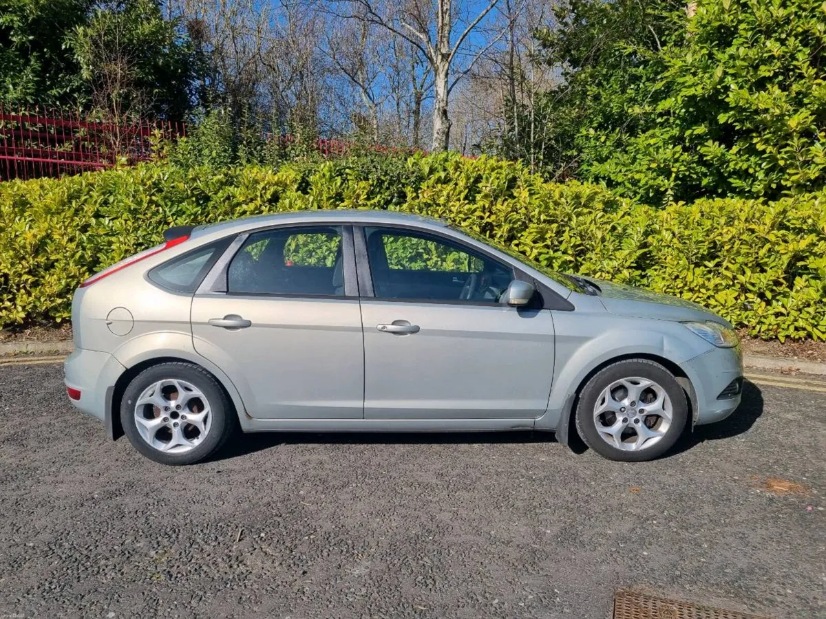 Ford Focus - Image 2