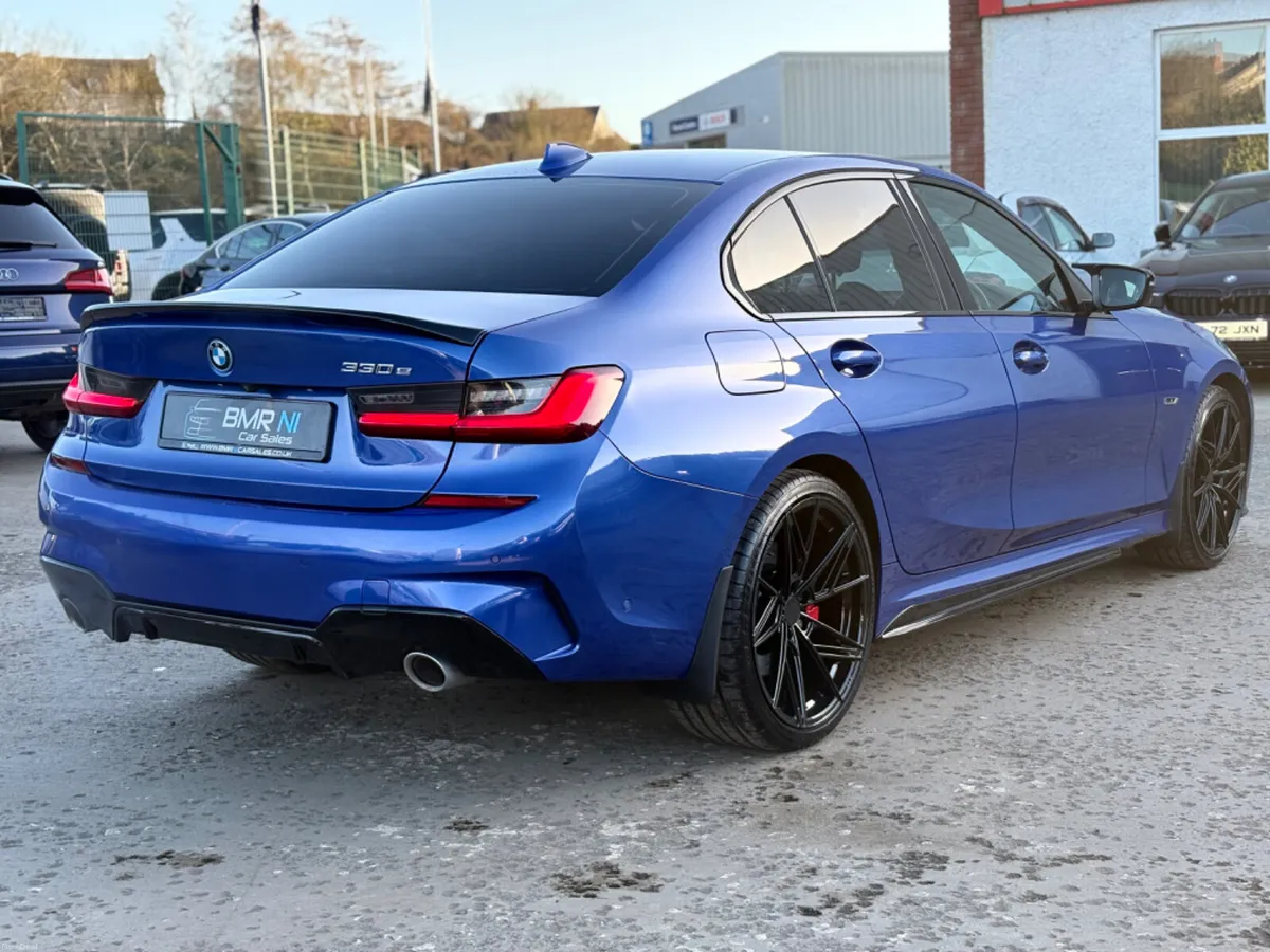 2021 BMW 330 M-SPORT AUTO HYBRID - Image 4
