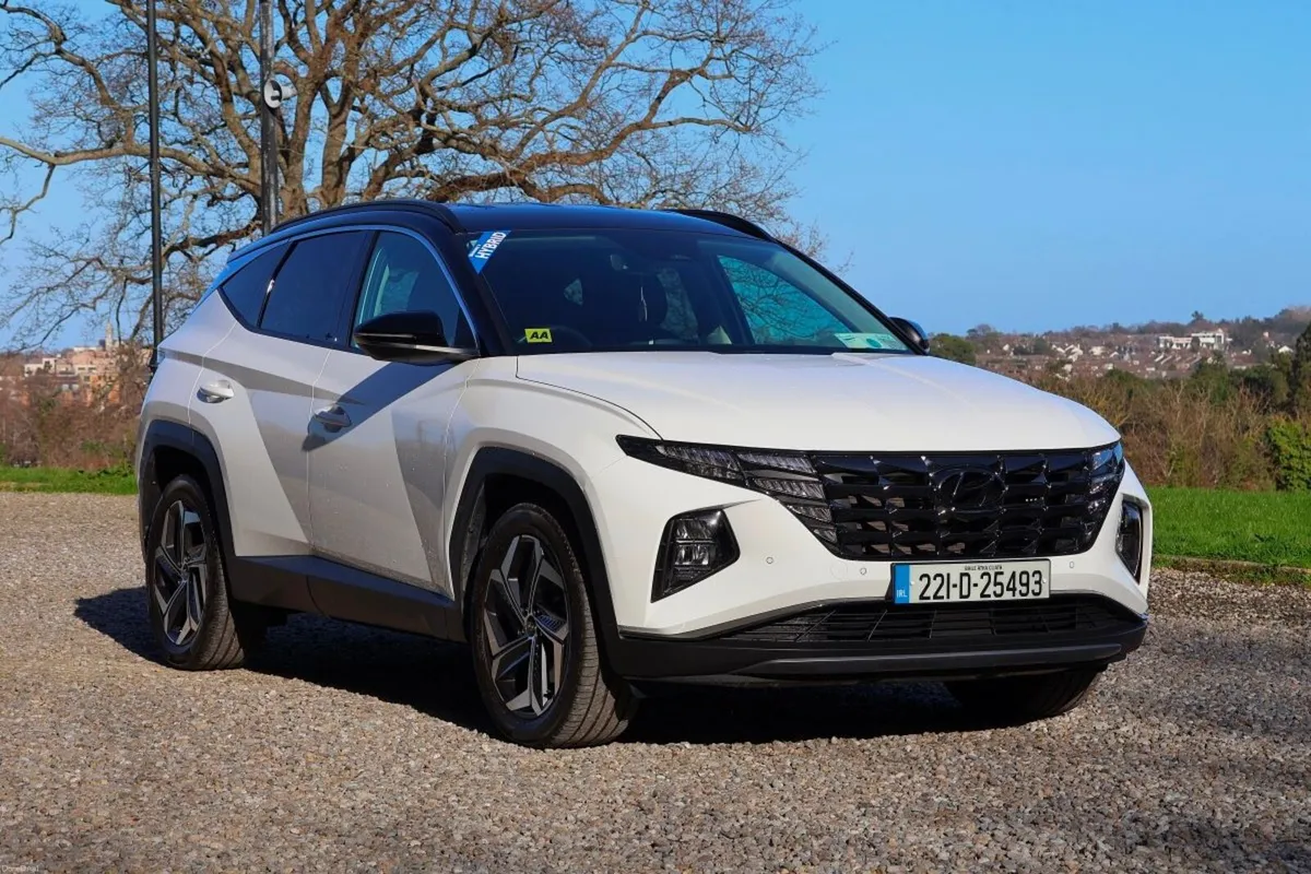 Hyundai Tucson Executive Plus HEV Auto, Two Tone R - Image 1