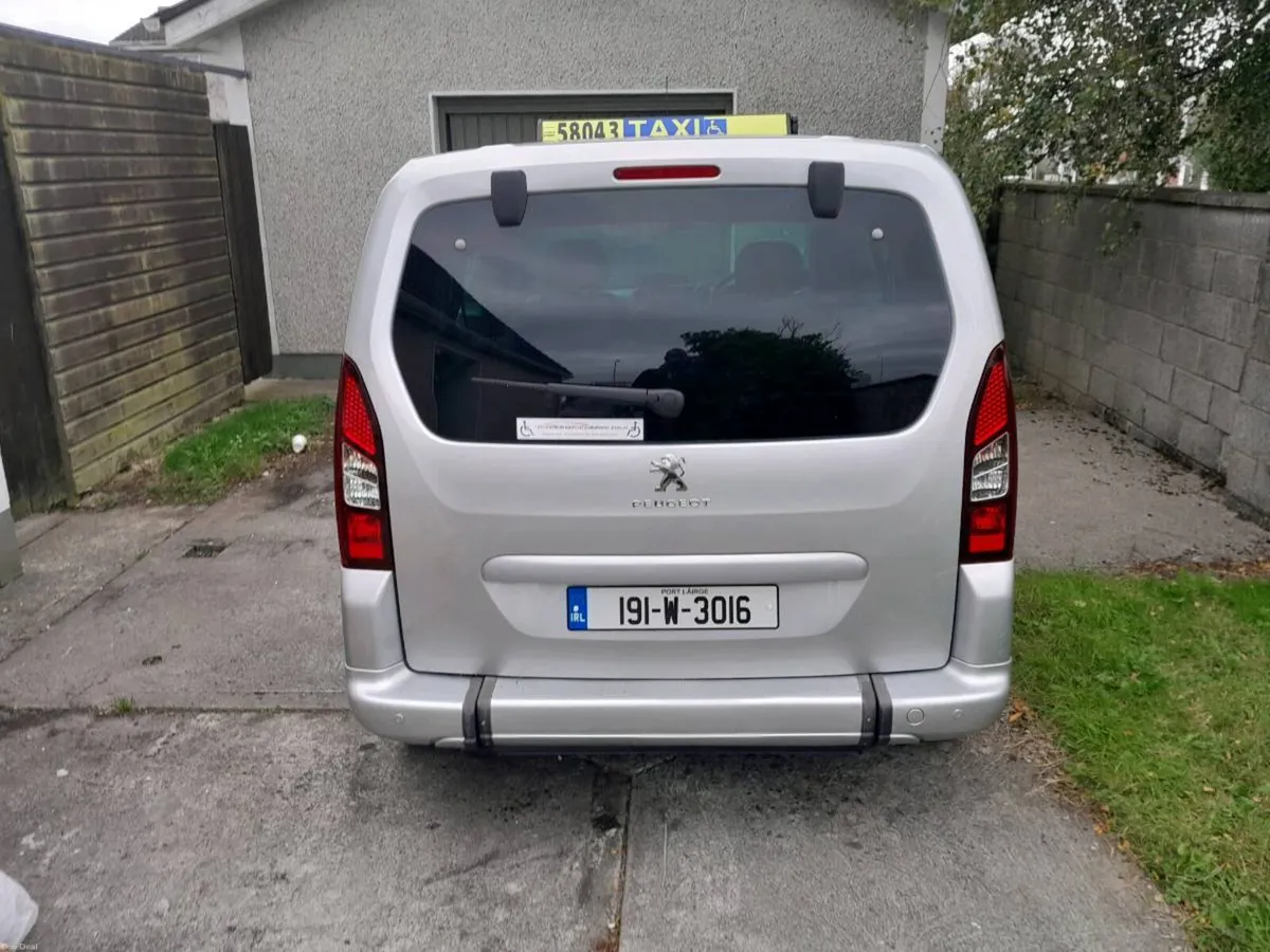 Taxi wheelchair for rent and buy - Image 4