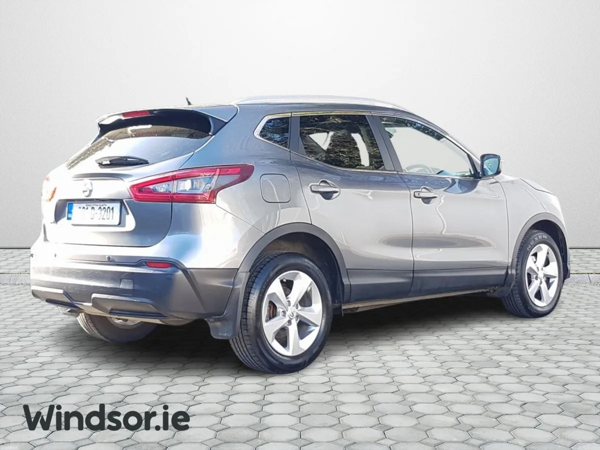 Nissan Qashqai 1.3 PET SE **€3,000 SCRAPPAGE** - Image 2