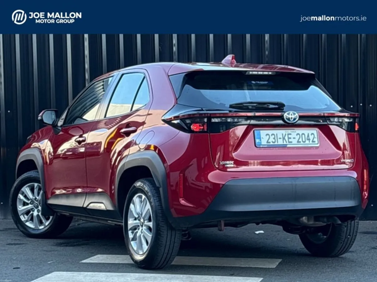 Toyota Yaris Cross 1.5 Hybrid CVT Luna - Image 2
