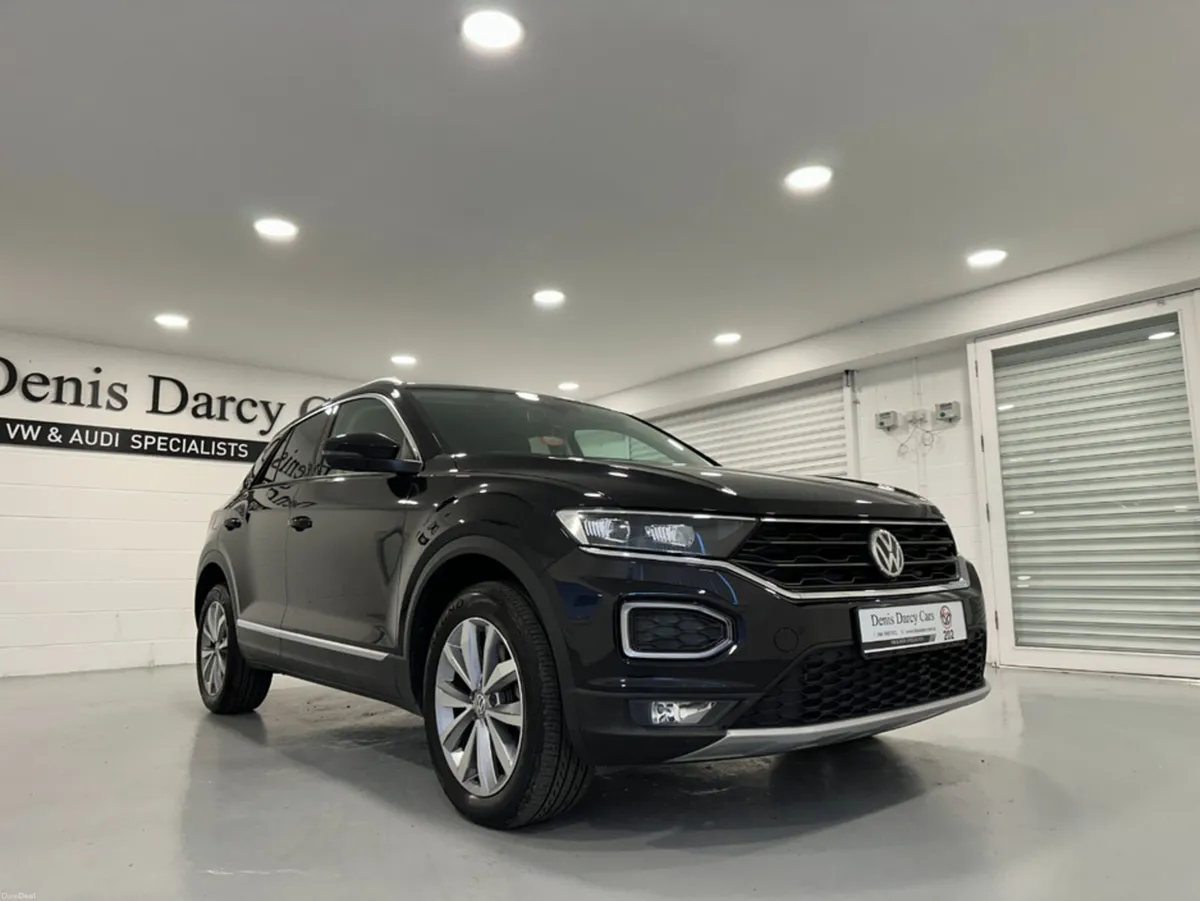 Volkswagen T-Roc (202) T ROC 2.0TSI STYLE LOW KMS - Image 4