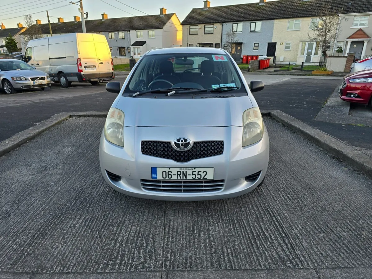Toyota Yaris 2006 - Image 2