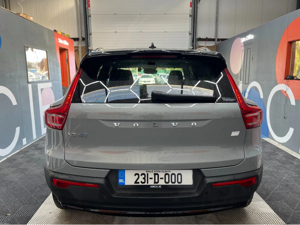 Volvo XC40 €36950 2023 VOLVO XC40 RECHARGE ULTIMAT - Image 3